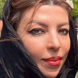 تصویر دکتر مهسا بهنمون
