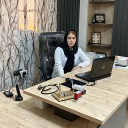 تصویر دکتر ملک سادات نعیمی