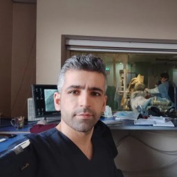 تصویر دکتر طاهر مددی