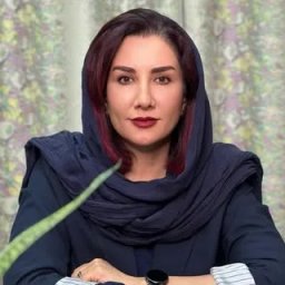 تصویر دکتر سارا زمانی